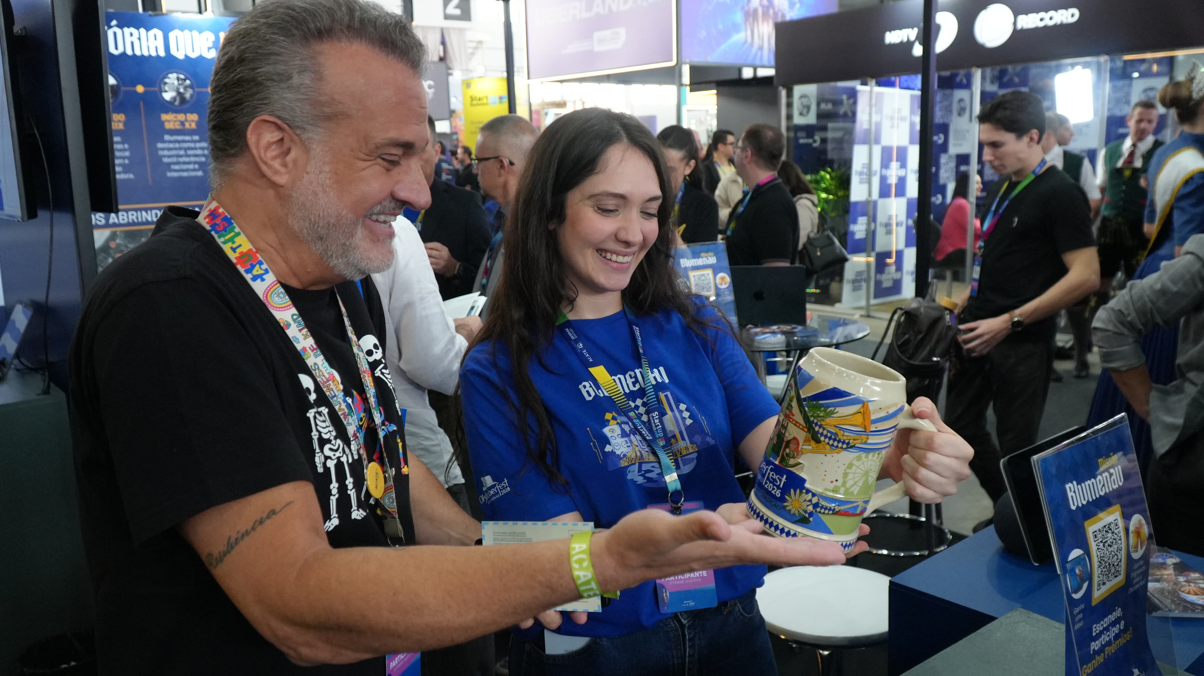 Startup Summit: Saga lota palestras no stand de Blumenau